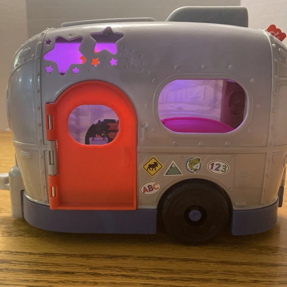 Fisher Price Little People Learning RV Camper TRAILER Songs Sound Lights Hammock